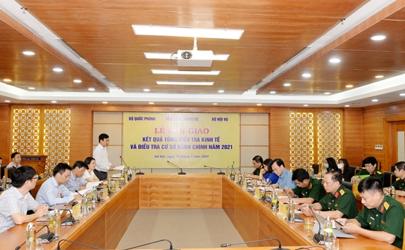  Quang cảnh cuộc bàn giao.