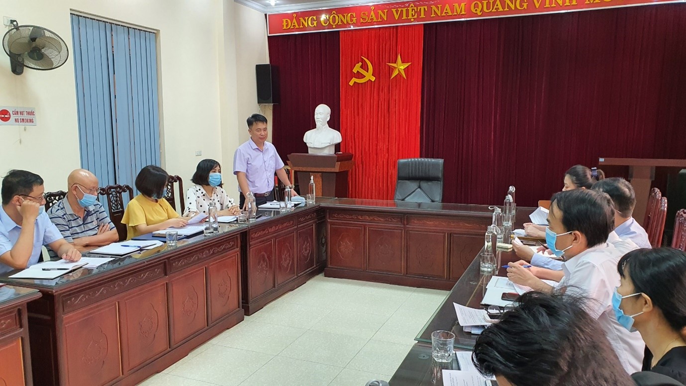 Cục trưởng Cục Thống kê Vũ Tuấn Hà làm việc với đoàn công tác.