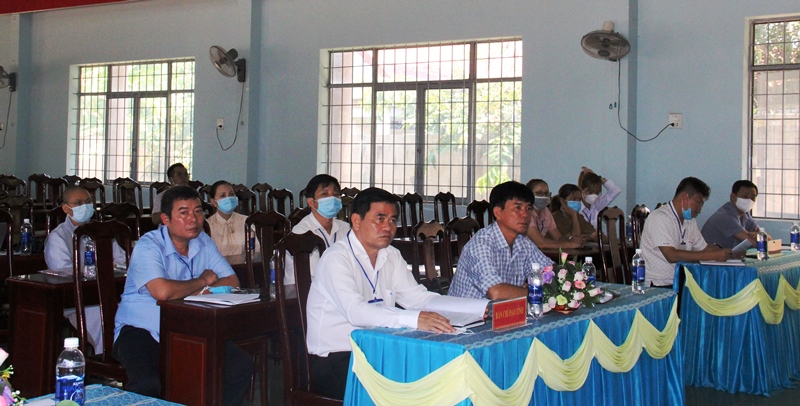 Các đại biểu tham dự buổi lễ ra quân