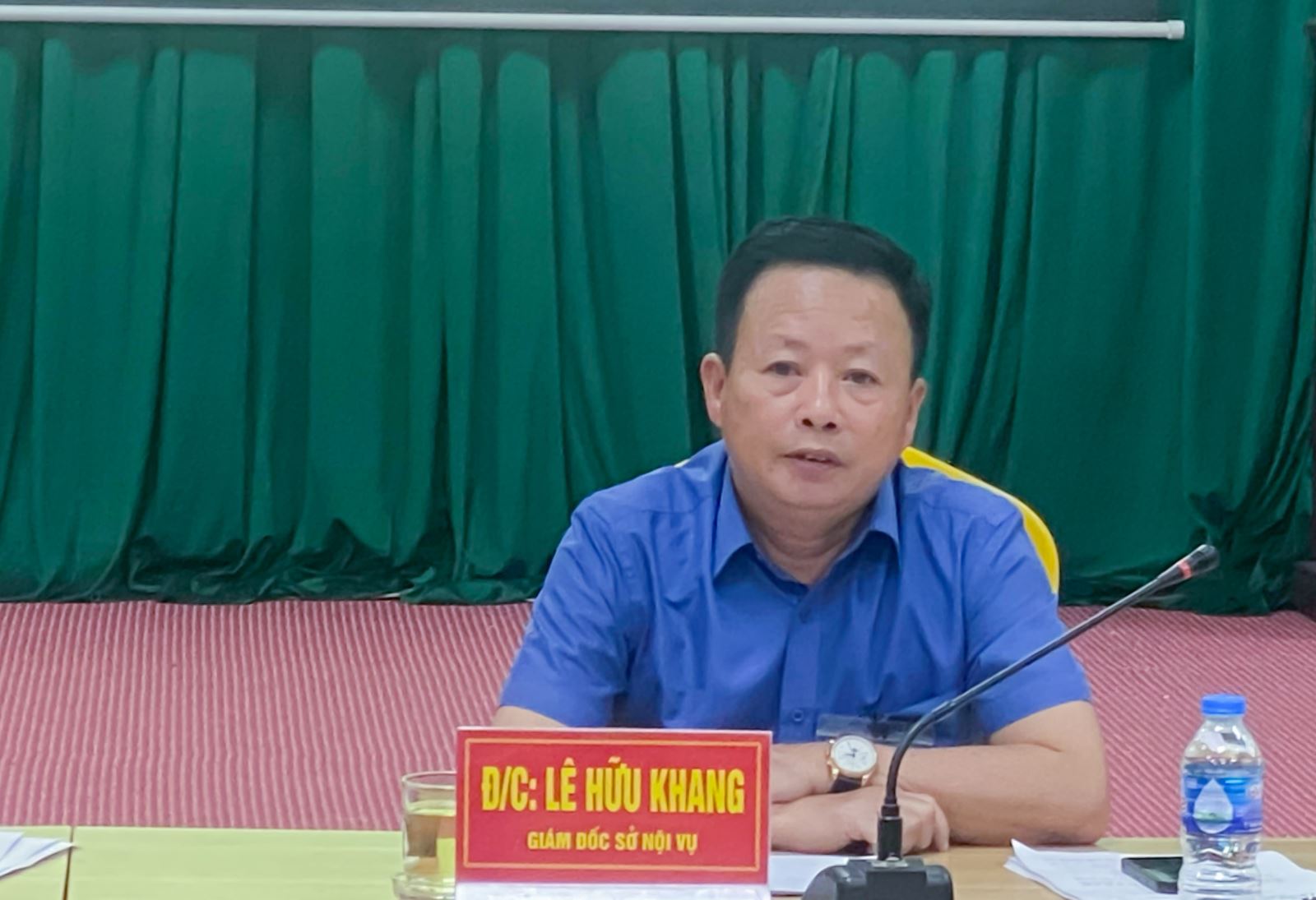 Giám đốc Sở Nội vụ Điện Biên, Phó trưởng ban Ban Chỉ đạo Tổng Điều tra kinh tế và Điều tra cơ sở hành chính tỉnh Điện Biên Lê Hữu Khang phát biểu tại buổi làm việc.