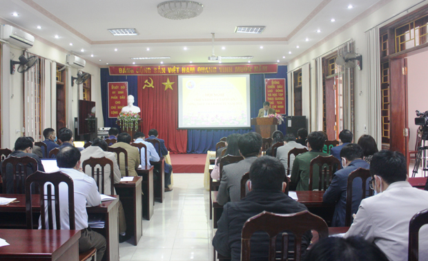 Các đại biểu tham dự hội nghị tập huấn.