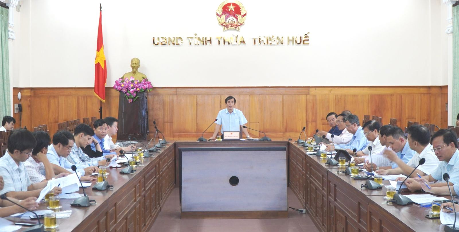 Phó Chủ tịch UBND tỉnh Nguyễn Văn Phương chủ trì cuộc họp