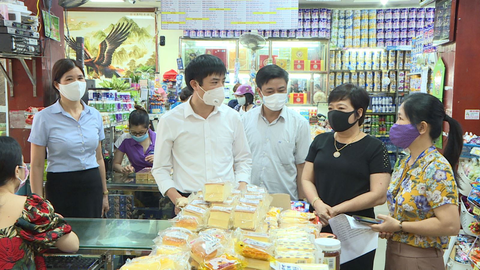 Kiểm tra hoạt động kinh doanh của cửa hàng kinh doanh trên địa bàn thành phố Thái Bình