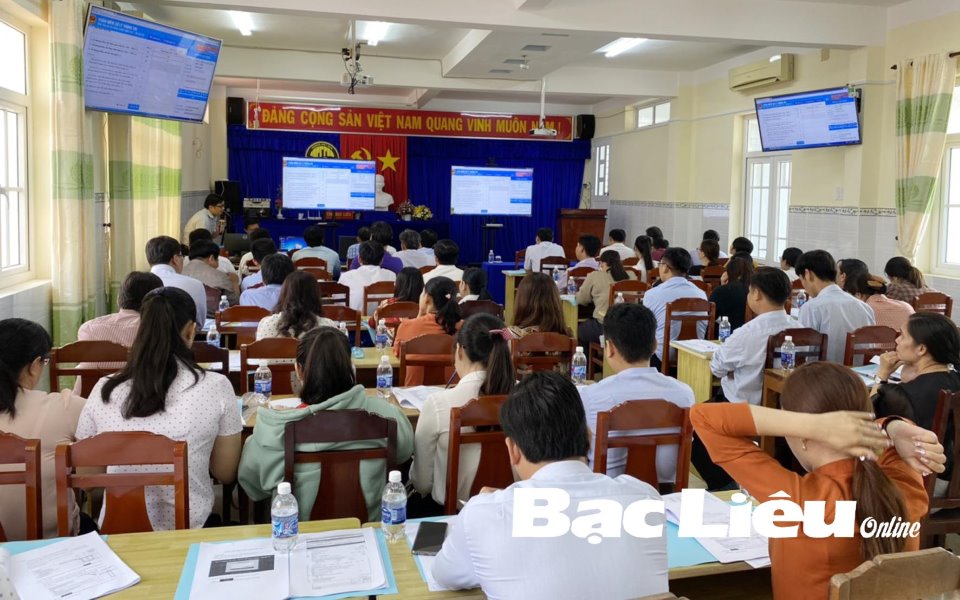 Bạc Liêu tổ chức tập huấn điều tra cơ sở hành chính năm 2021.