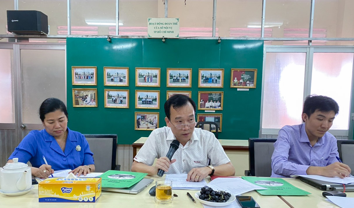 Phó Vụ trưởng Vụ Kế hoạch - Tài chính (Bộ Nội vụ) Nguyễn Mạnh Quân, Ủy viên Ban Chỉ đạo Điều tra cơ sở hành chính Trung ương phát biểu tại buổi làm việc.