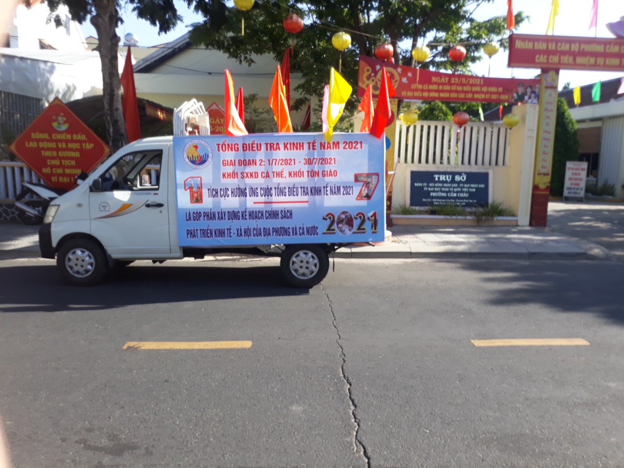 Xe tuyên truyền trên địa bàn tỉnh Quảng Nam ngày ra quân 01/7/2021